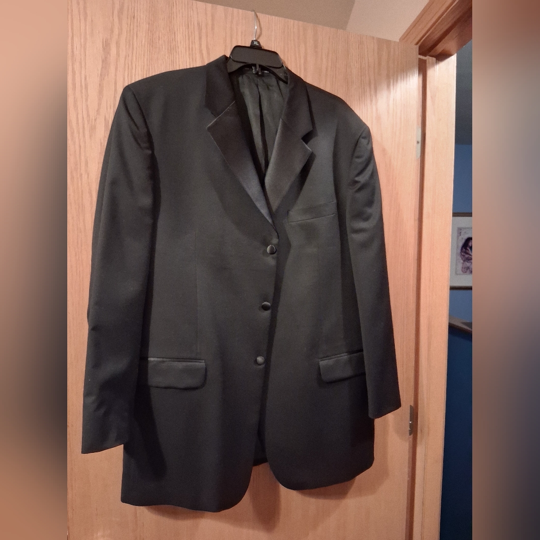 Tuxedo Blazer 3 Button Jones Ny Satin Collar And Buttons, Size 46l, 35 Long,